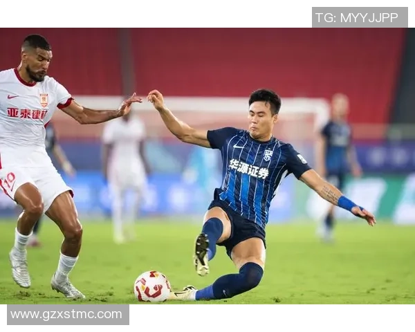 武汉足球队技术分析与发展探讨聚焦球队战术与球员素质提升